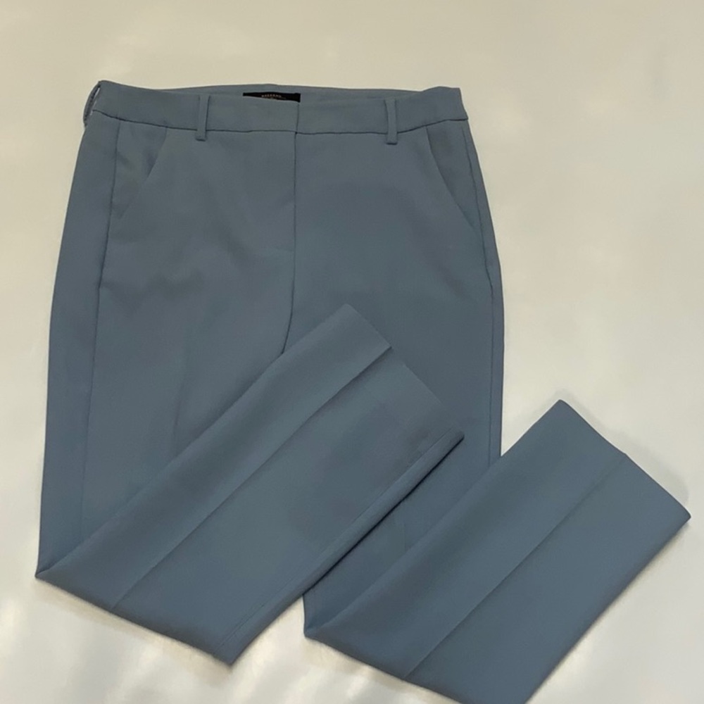 MaxMara Weekend - Women's cropped blue trousers